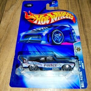 2003 Hot Wheels #175 Roll Patrol 8/10 JADED Black w/Chrome 5 Spoke Wheels